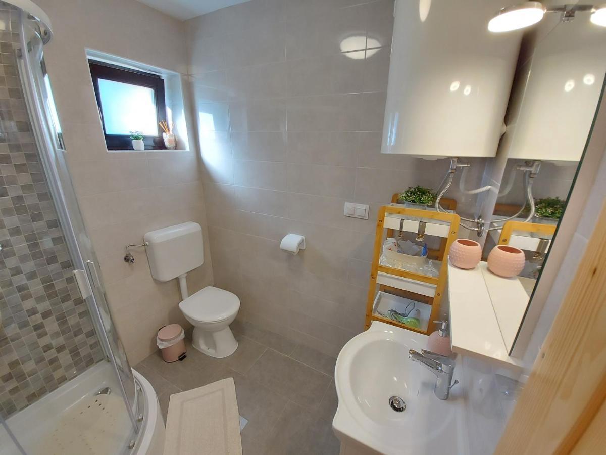 Holiday Home, Apartman Obajdin Slunj Exteriör bild