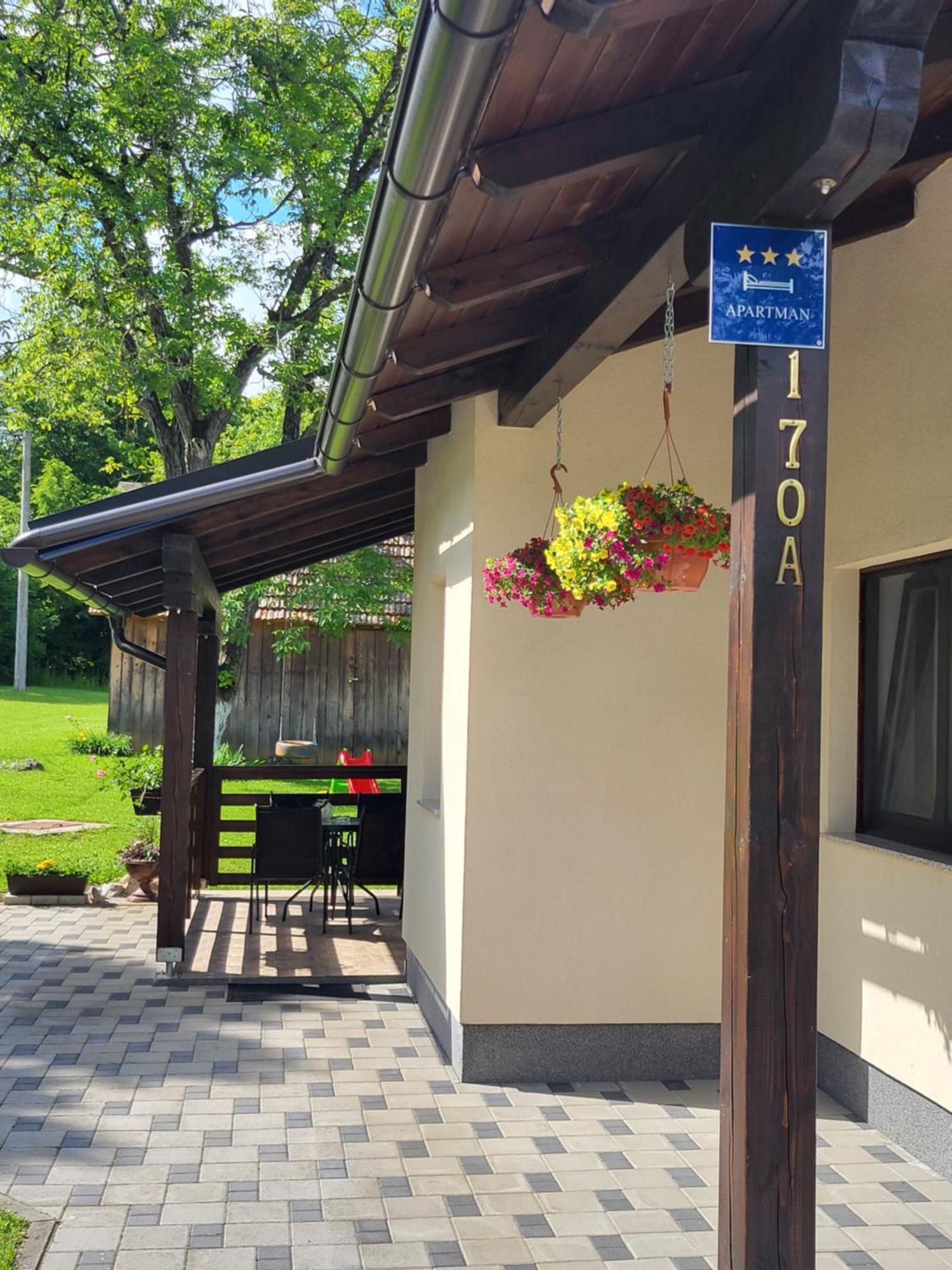 Holiday Home, Apartman Obajdin Slunj Exteriör bild