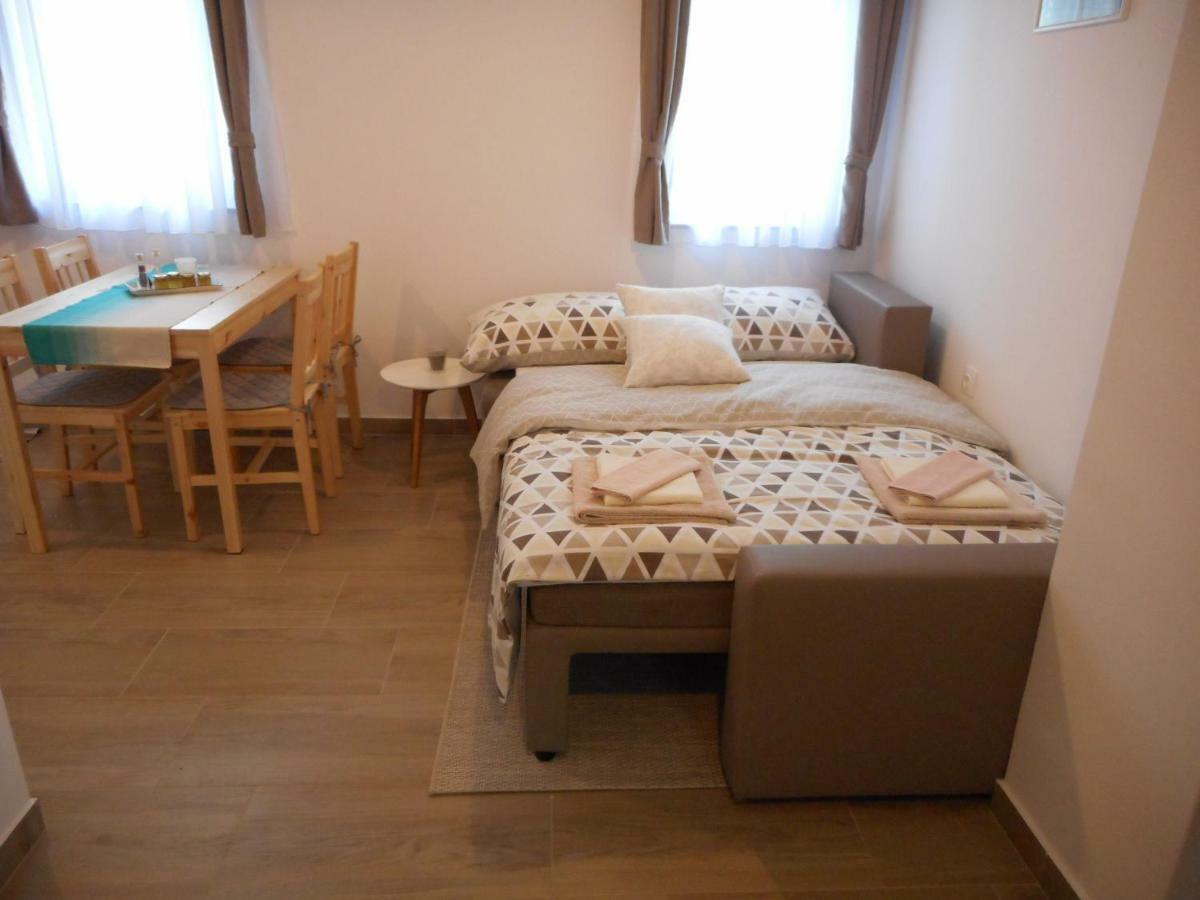 Holiday Home, Apartman Obajdin Slunj Exteriör bild